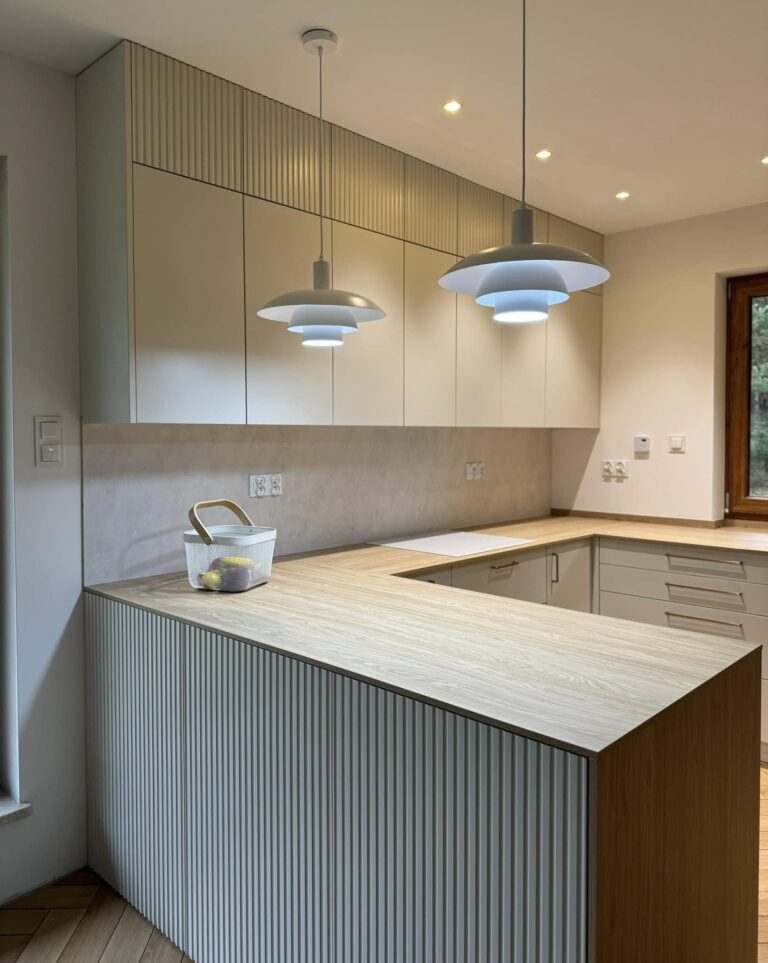 nowoczesna biała kuchnia