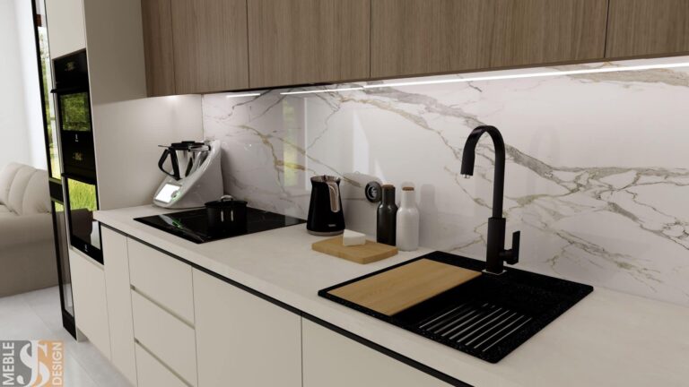 kuchnia z białymi szafkami i w kolorze drewna