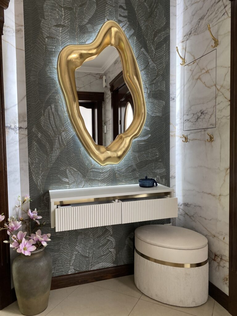 szafka do korytarza biała