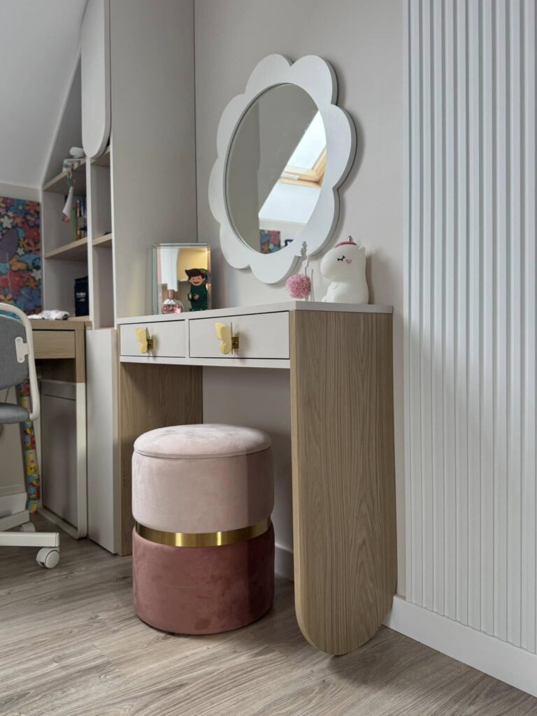 toaletka dla dziewczynki